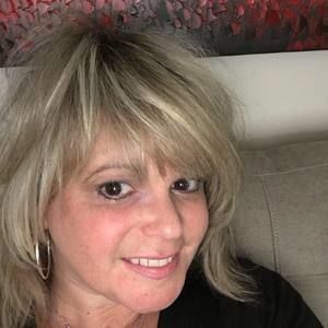 Meet your Posher, Christine